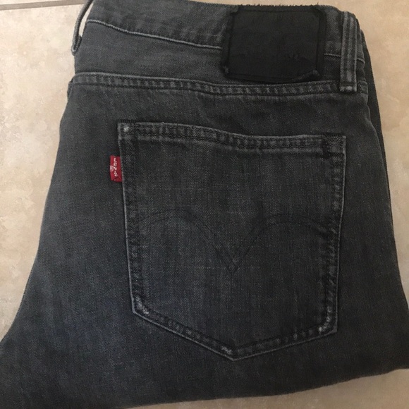 Levi’s Straight Jeans - Picture 1 of 5